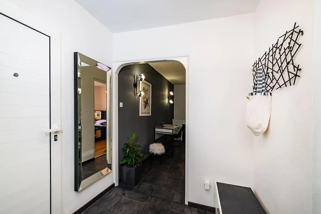 Apartment Luxury Modern Condo With Garden Near Old Town Zadar Croatia