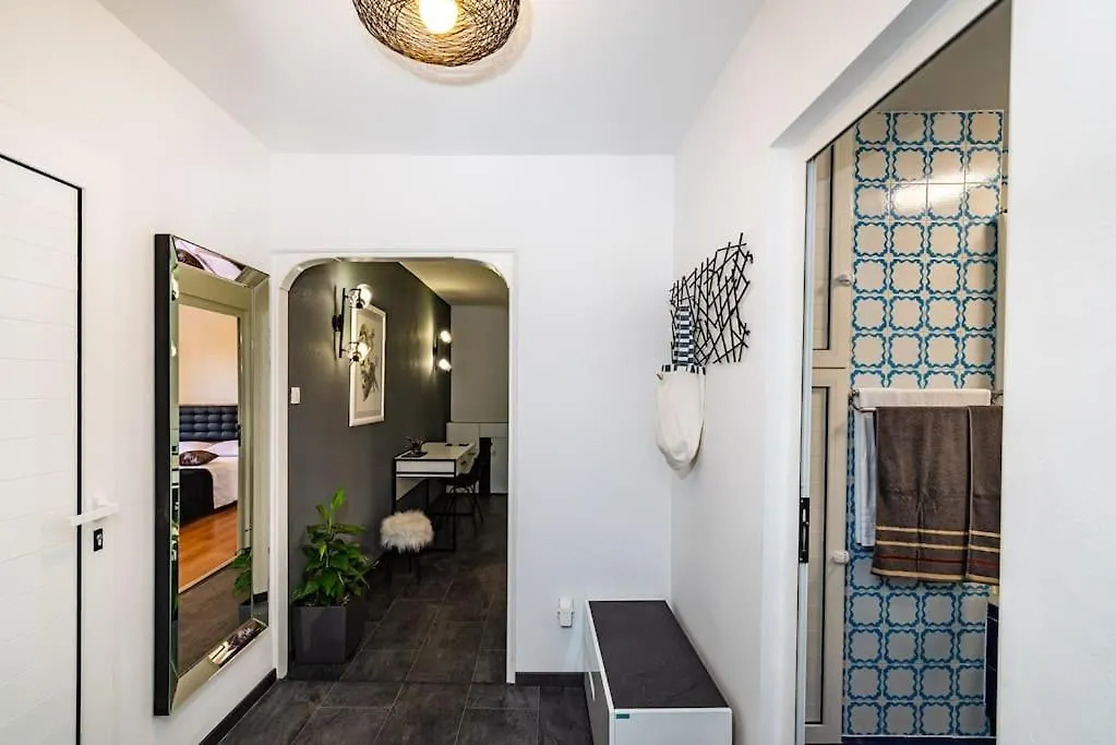 Luxury Modern Condo With Garden Near Old Town Zadar Croatia